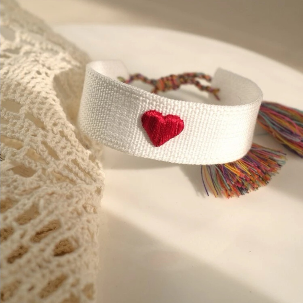 White Woven Embroidered Tassel Bracelet With Red Heart Accent